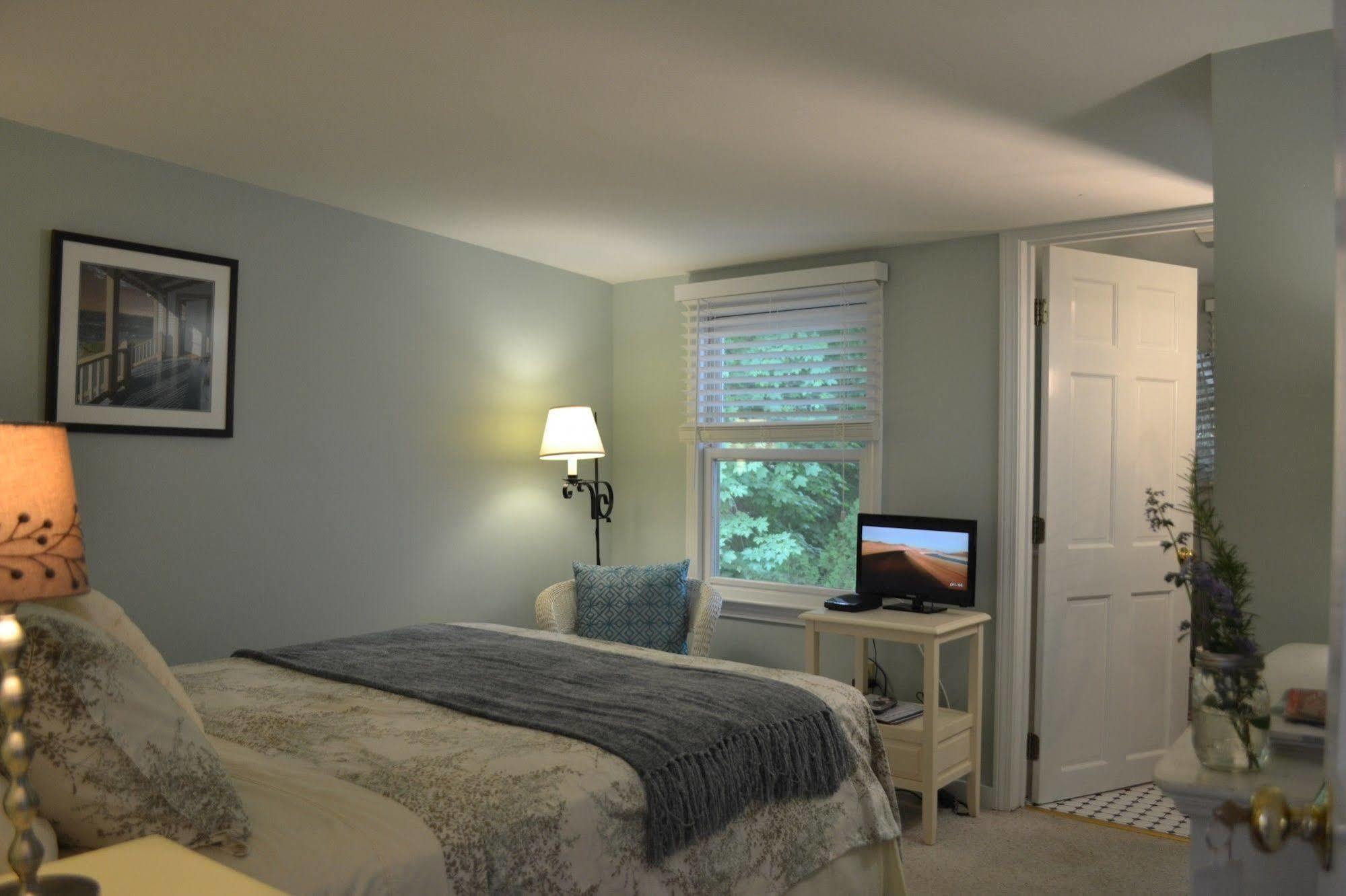 The Parsonage Bed and Breakfast East Orleans Εξωτερικό φωτογραφία